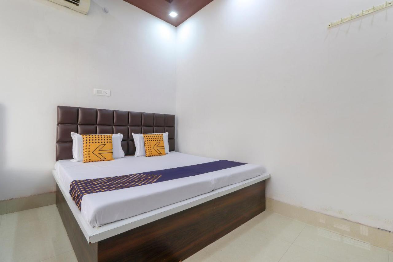 Spot On 75178 Hotel Arman Roorkee Extérieur photo